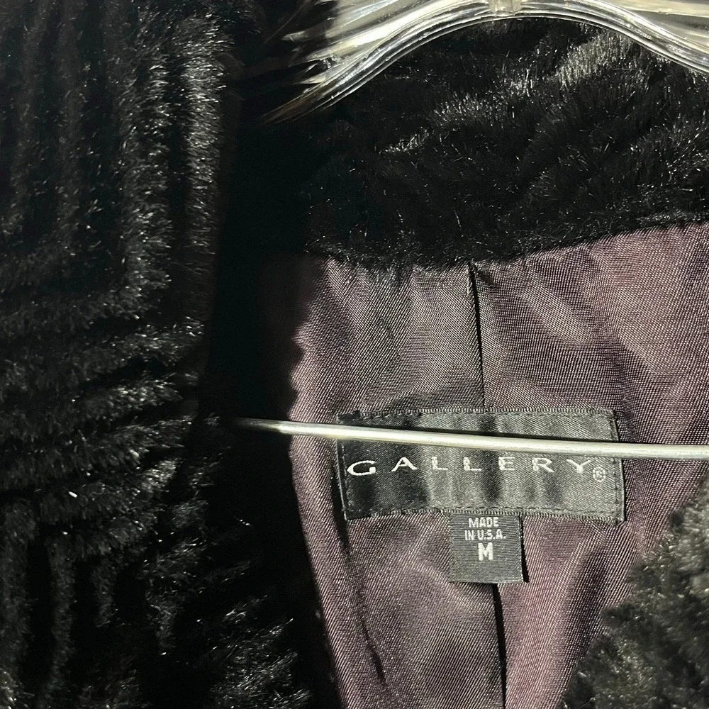 Gallery Faux Fur Coat Womens Medium Black Chevron Textured Button Front Made USA